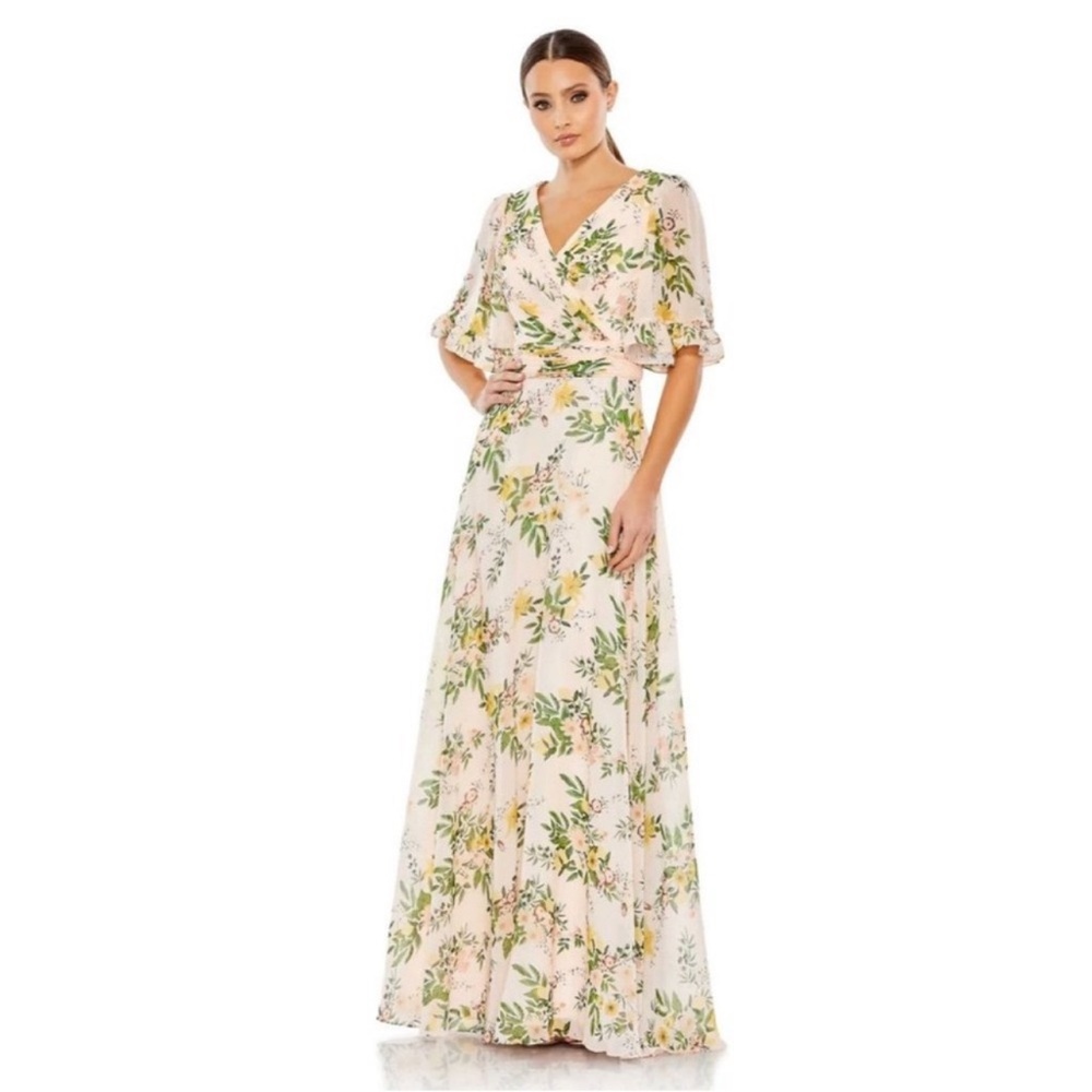 MAC DUGGAL Floral Print Chiffon A-Line Gown in Peach Multi Size US 14 NWOT